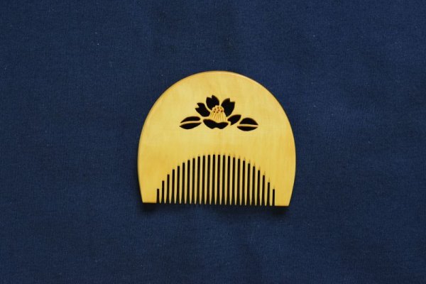 画像2: ミニ透かし彫り櫛(葡萄) (2)